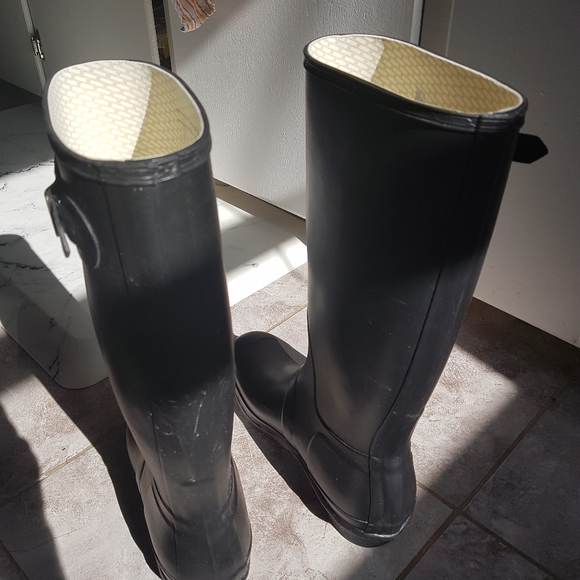 COPY - Hunter Original Tall Boots Size 12 womens Black - Picture 4 of 5